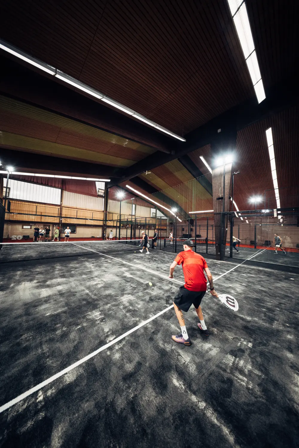 Die Halle in voller Breite